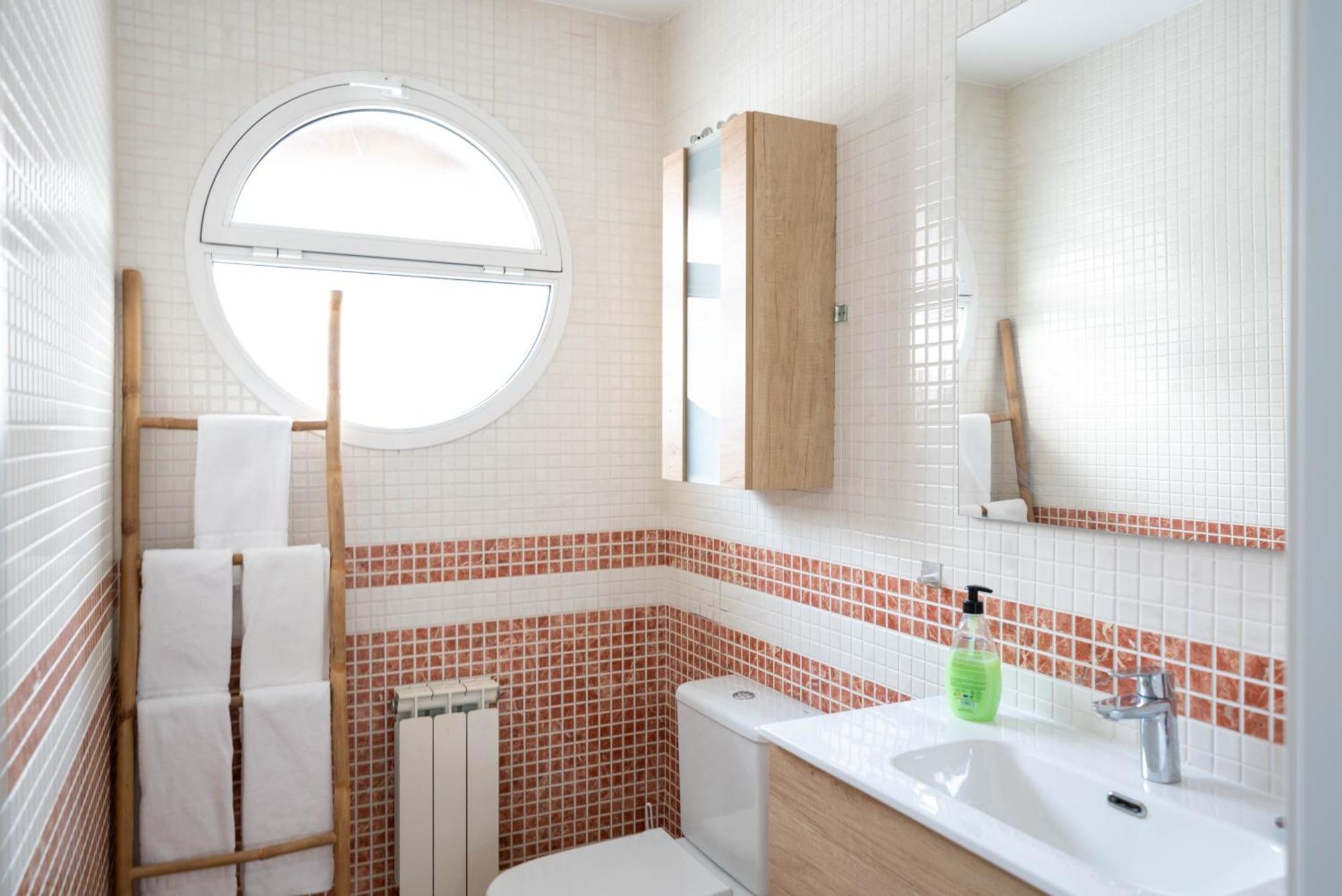 Apartamentos Go- Chalet Calera, Parking Gratuito Arroyo de la Encomienda Eksteriør bilde