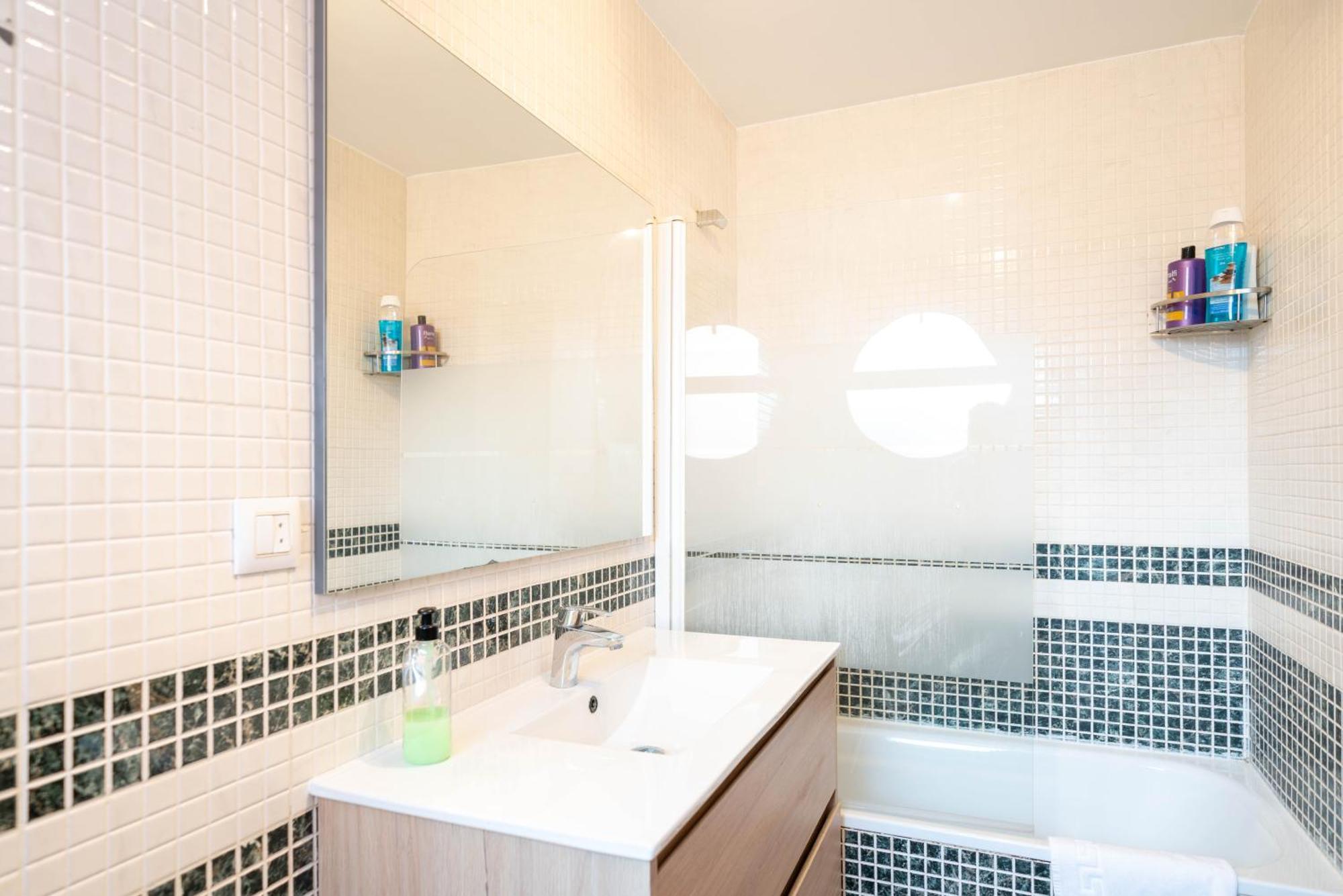 Apartamentos Go- Chalet Calera, Parking Gratuito Arroyo de la Encomienda Eksteriør bilde